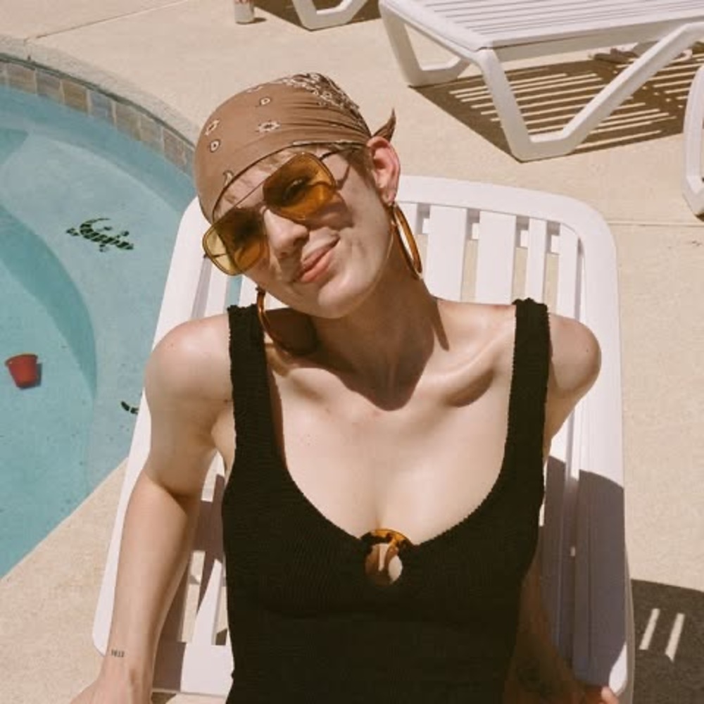 Meet your Posher, Hailey